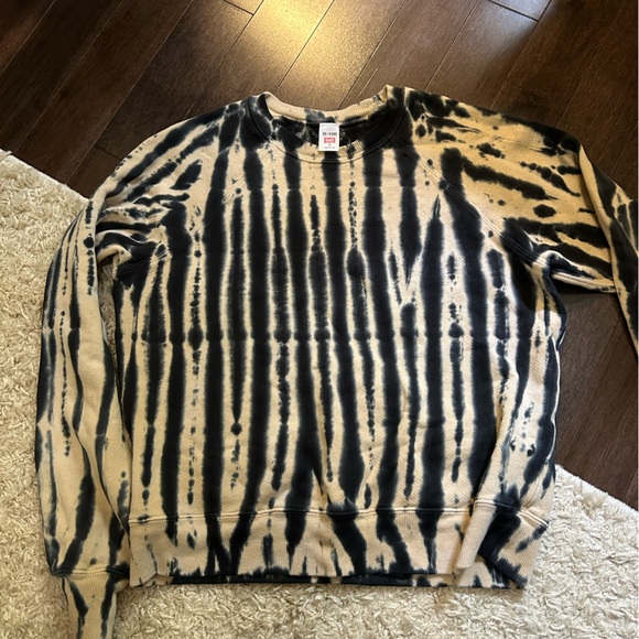 Hanes x Re-Done Crewneck - Picture 2 of 4